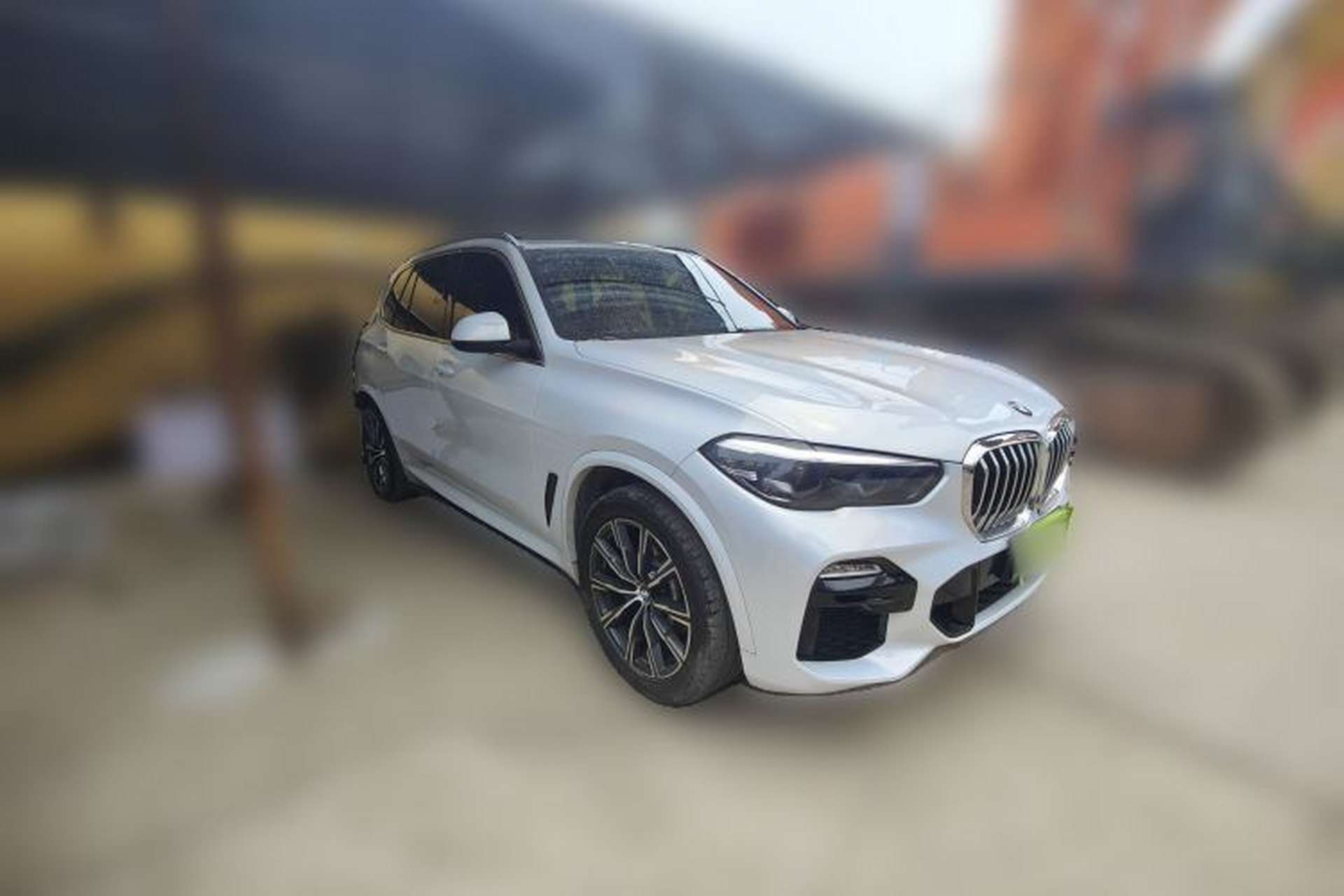 Used BMW X5 2020 xDrive30i M Sport Package Front Right 45 Deg