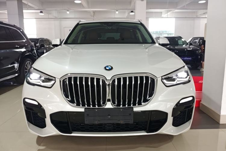 Used BMW X5 2020 xDrive30i M Sport Package Front