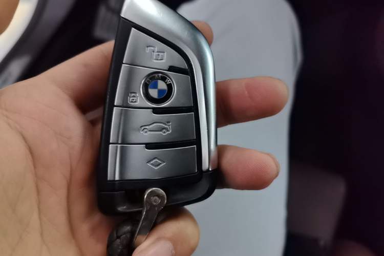 Used BMW X5 2020 xDrive30i M Sport Package Interior 1