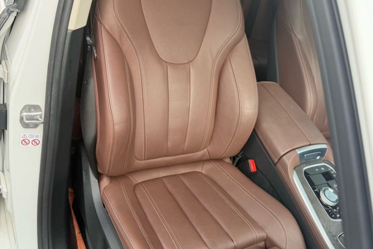 Used BMW X5 2020 xDrive30i M Sport Package Interior 8