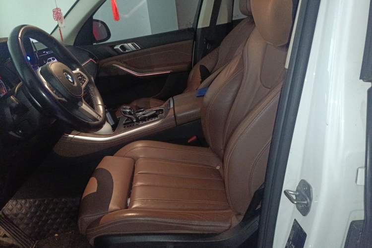 Used BMW X5 2020 xDrive40i M Sport Package Left Front Seat