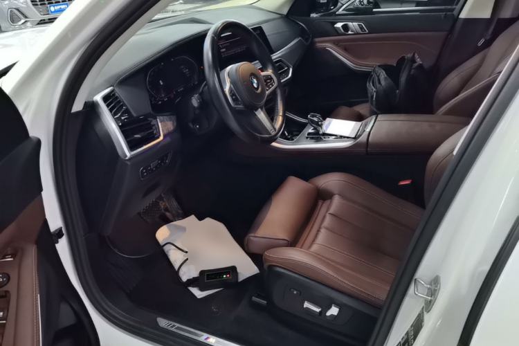 Used BMW X5 2020 xDrive30i M Sport Package Left Front Seat