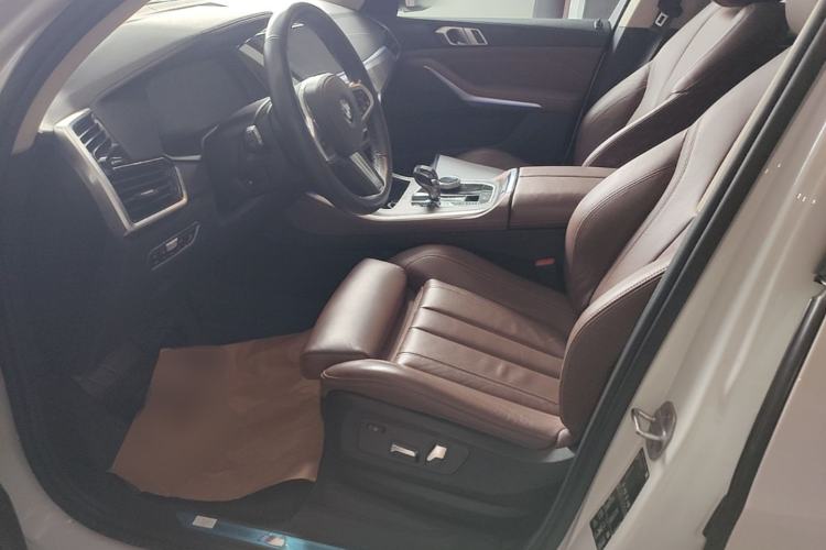 Used BMW X5 2020 xDrive30i M Sport Package Left Front Seat