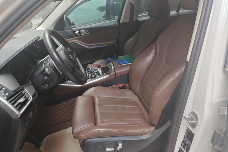 Used BMW X5 2020 xDrive40i M Sport Package Left Front Seat