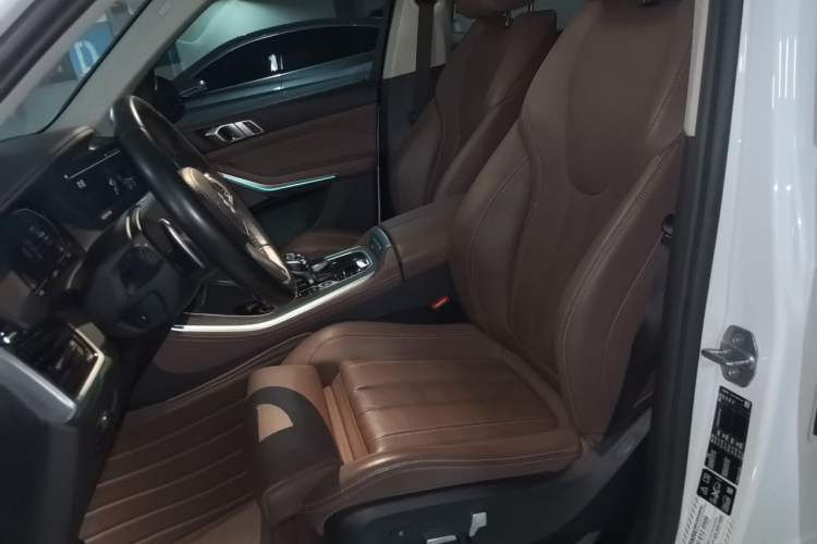 Used BMW X5 2020 xDrive30i M Sport Package Left Front Seat