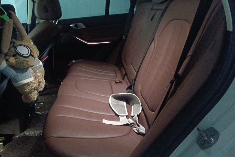 Used BMW X5 2020 xDrive40i M Sport Package Left Rear Seat