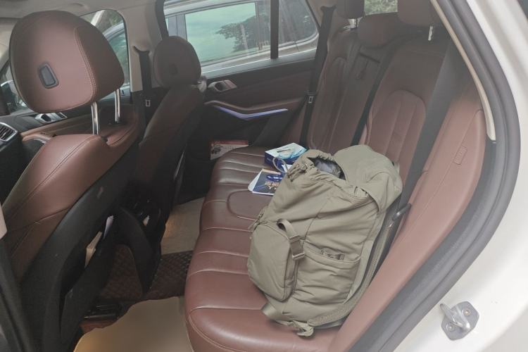 Used BMW X5 2020 xDrive40i M Sport Package Left Rear Seat