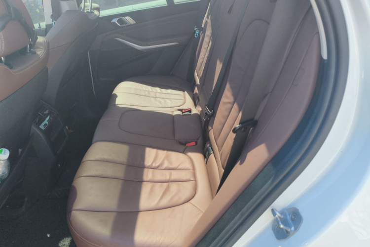 Used BMW X5 2020 xDrive30i M Sport Package Left Rear Seat