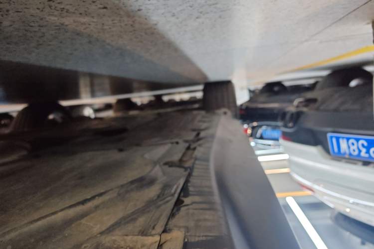 Used BMW X5 2020 xDrive40i XLine U.S. specification Left Side Sill