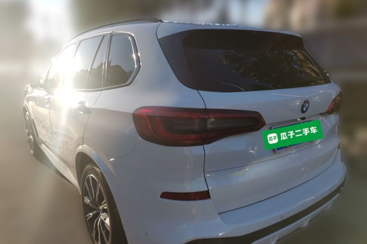 Used BMW X5  Rear Left 45 Deg