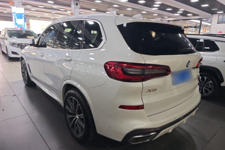Used BMW X5 2020 xDrive30i M Sport Package Rear Left 45 Deg