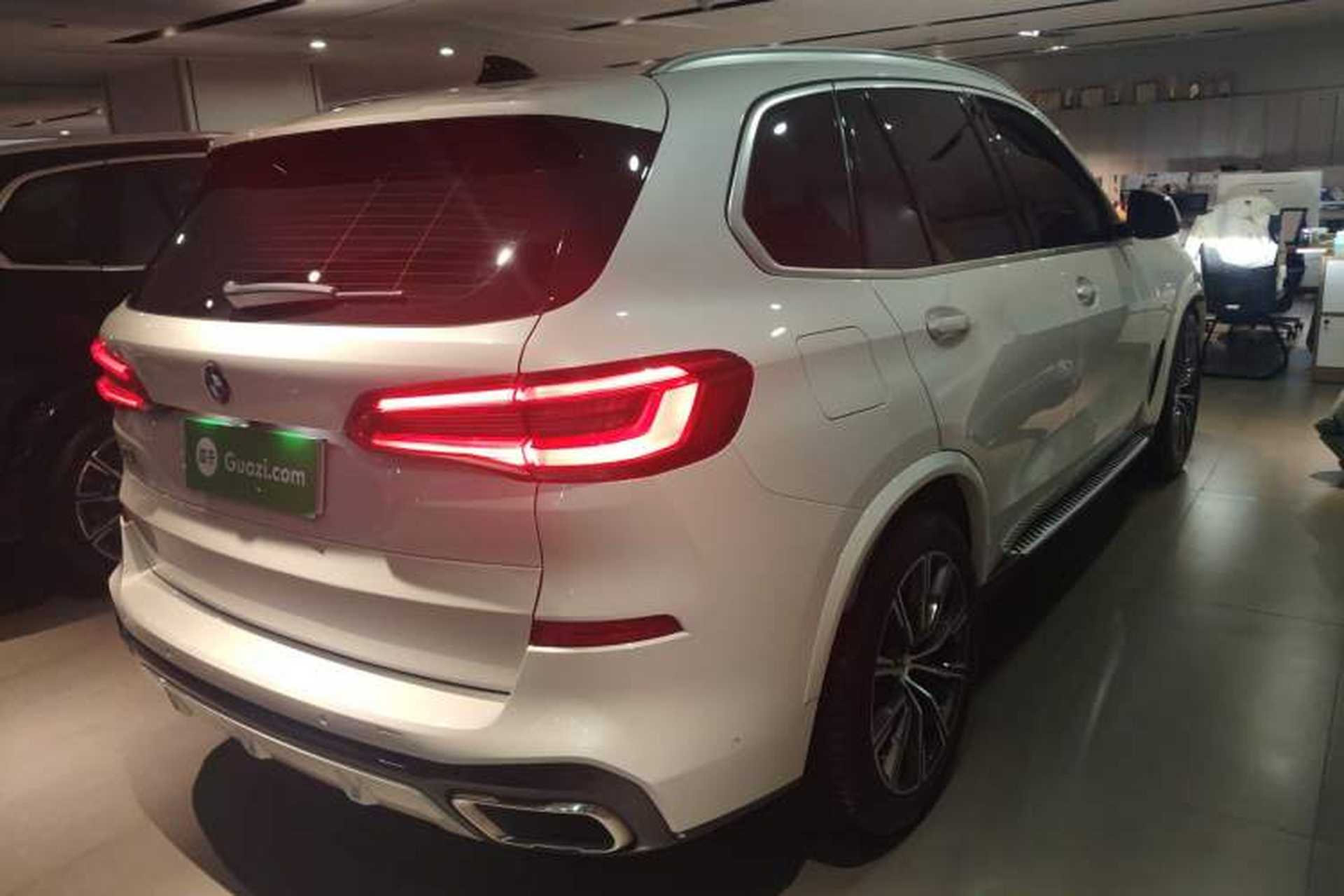 Used BMW X5 2020 xDrive30i M Sport Package Rear Right 45 Deg