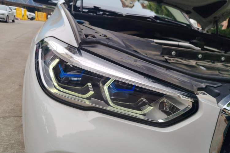 Used BMW X5 2020 xDrive40i M Sport Package Right Front Headlight