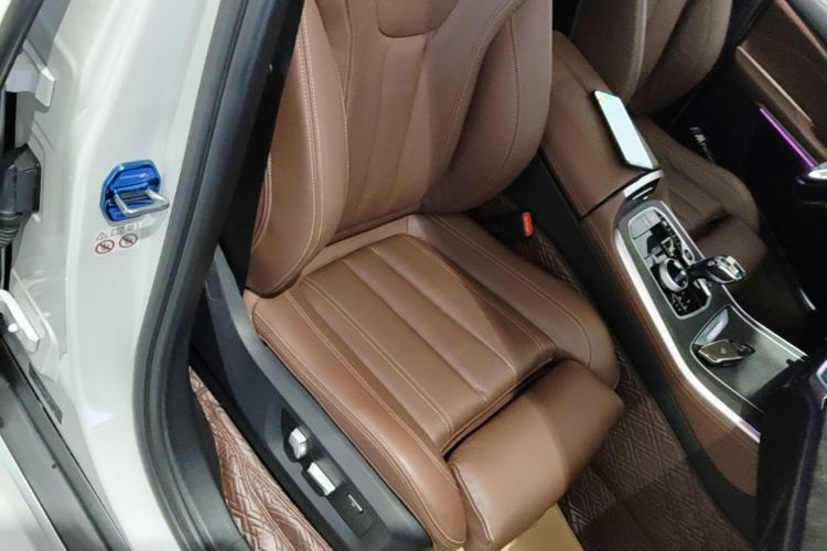Used BMW X5 2020 xDrive30i X Design Package Right Front Seat