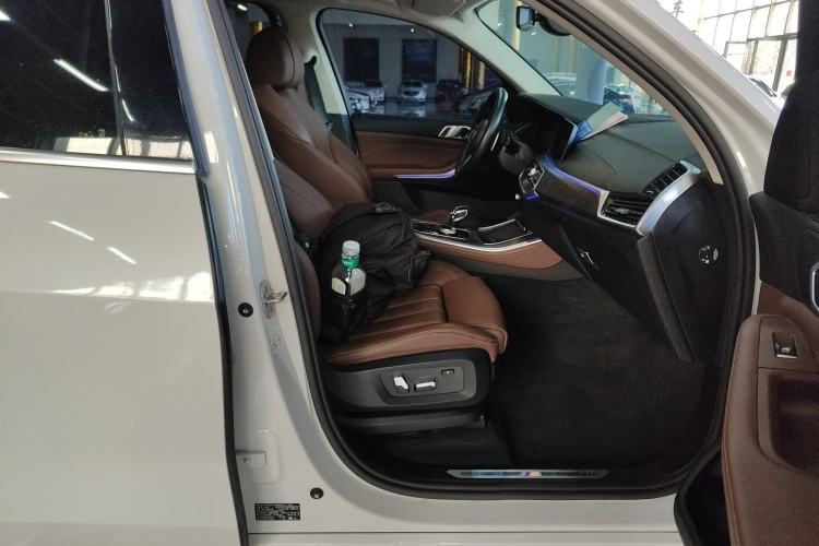 Used BMW X5 2020 xDrive30i M Sport Package Right Front Seat