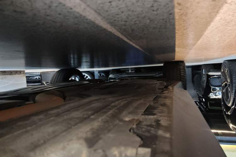 Used BMW X5 2020 xDrive40i XLine U.S. specification Right Side Sill