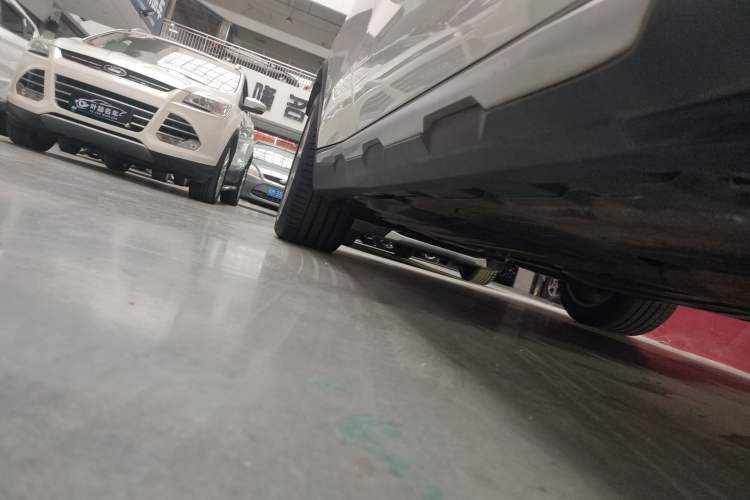Used BMW X5 2020 xDrive30i X Design Package Right Side Sill
