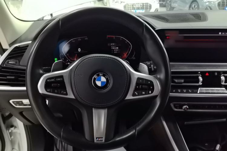 Used BMW X5 2020 xDrive30i M Sport Package Steering Wheel