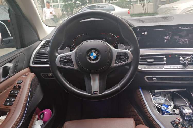 Used BMW X5 2020 xDrive40i M Sport Package Steering Wheel