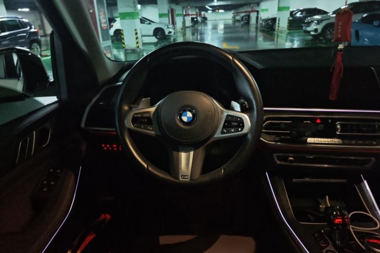 Used BMW X5 2020 xDrive30i M Sport Package Steering Wheel