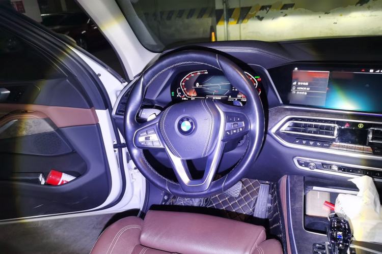 Used BMW X5 2020 xDrive30i X Design Package Steering Wheel