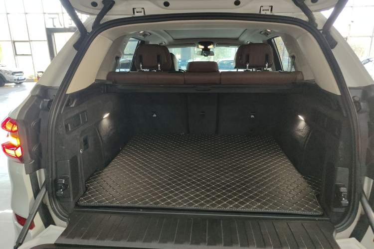 Used BMW X5 2020 xDrive30i M Sport Package Trunk