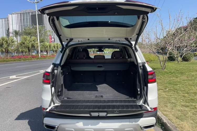 Used BMW X5 2020 xDrive30i X Design Package Trunk