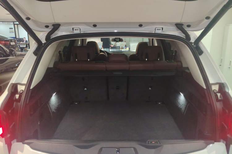 Used BMW X5 2020 xDrive30i M Sport Package Trunk