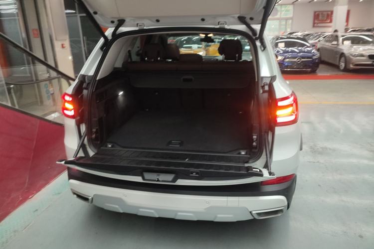 Used BMW X5 2020 xDrive30i X Design Package Trunk