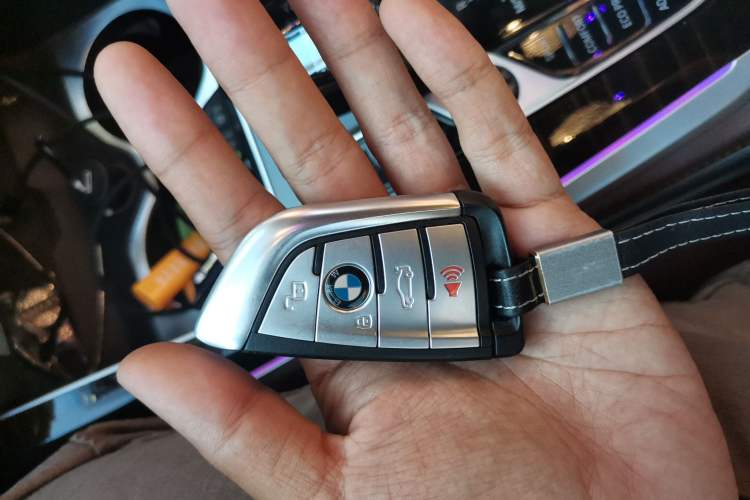 Used BMW X5  Vehicle Key