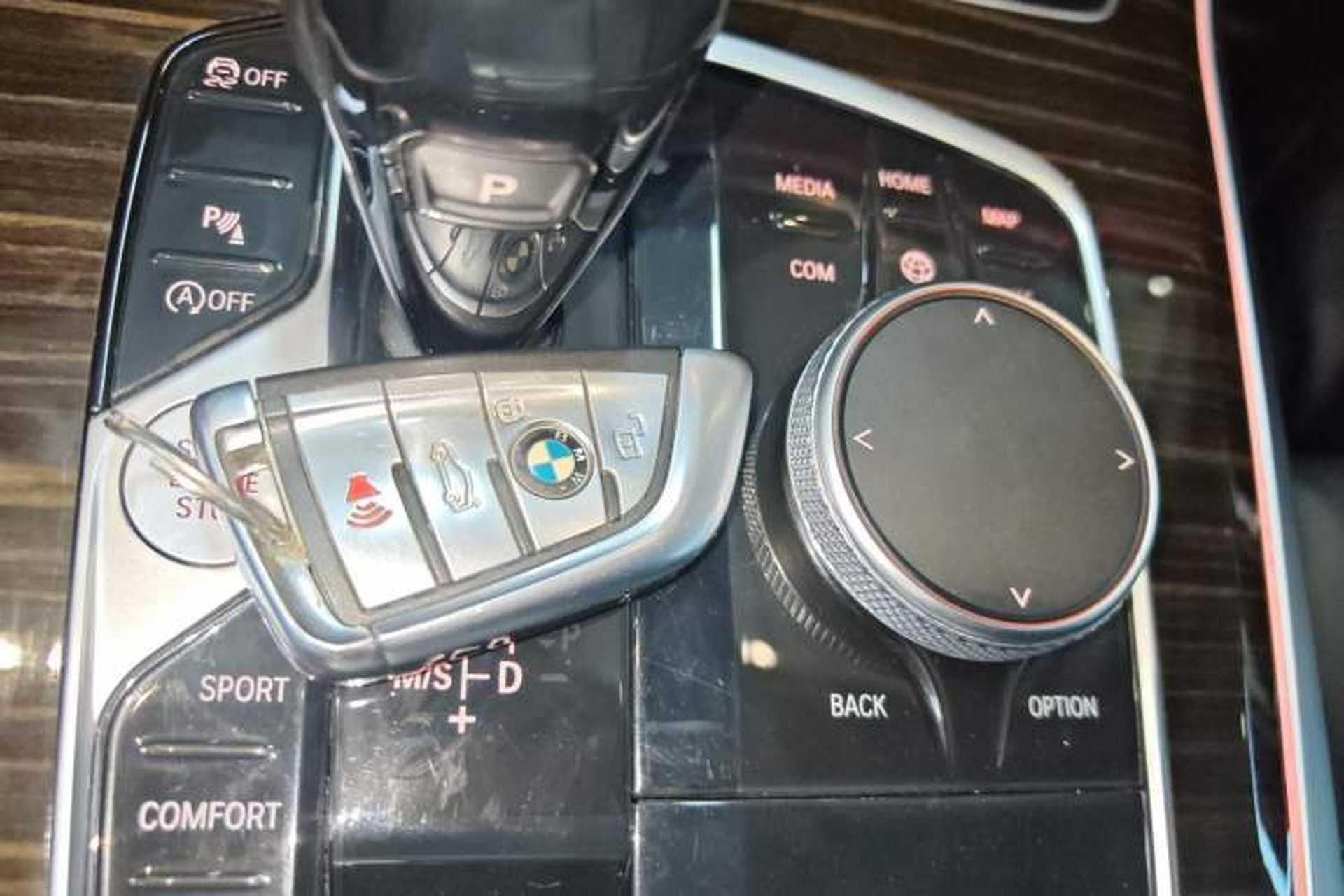 Used BMW X5 2020 xDrive40i XLine U.S. specification Vehicle Key