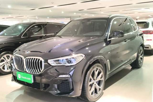 Used BMW X5 2021 xDrive40i Luxury Model with M Sport Package