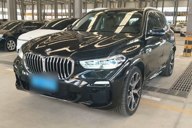 Used BMW X5 2021 xDrive40i Luxury Model with M Sport Package