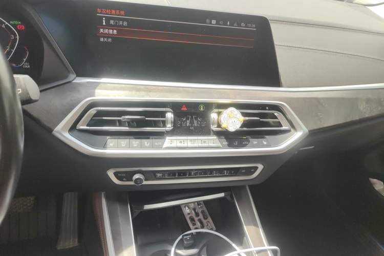 Used BMW X5 2021 Restyled xDrive30i M Sport Package Audio And AC Panel