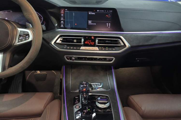 Used BMW X5 2021 xDrive30i M Sport Package Audio And AC Panel