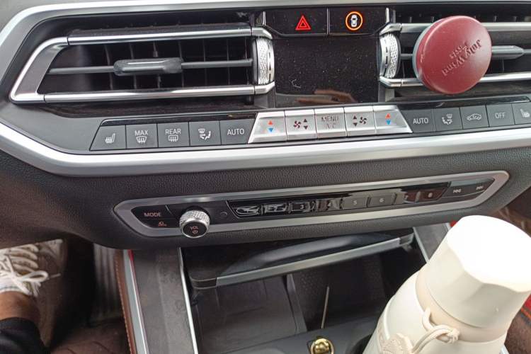 Used BMW X5 2021 xDrive40i M Sport Package Audio And AC Panel