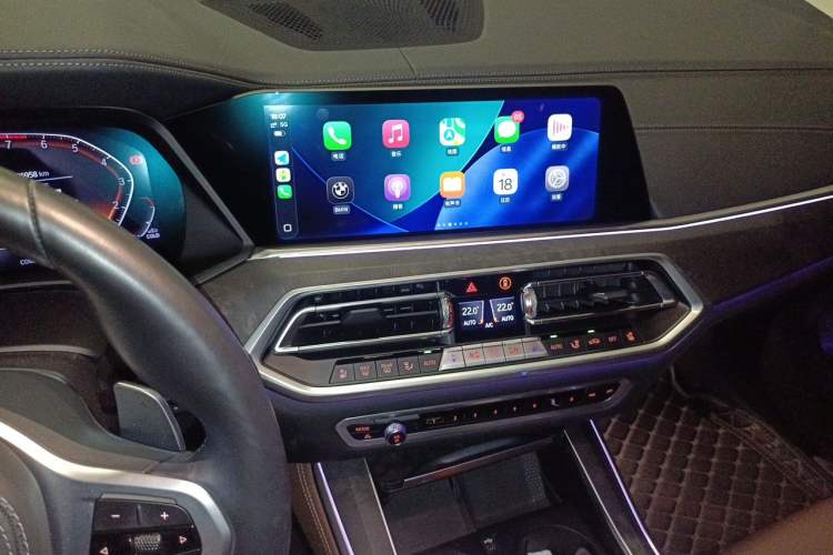 Used BMW X5 2021 Restyled xDrive40i Luxury Version M Sport Package Audio And AC Panel