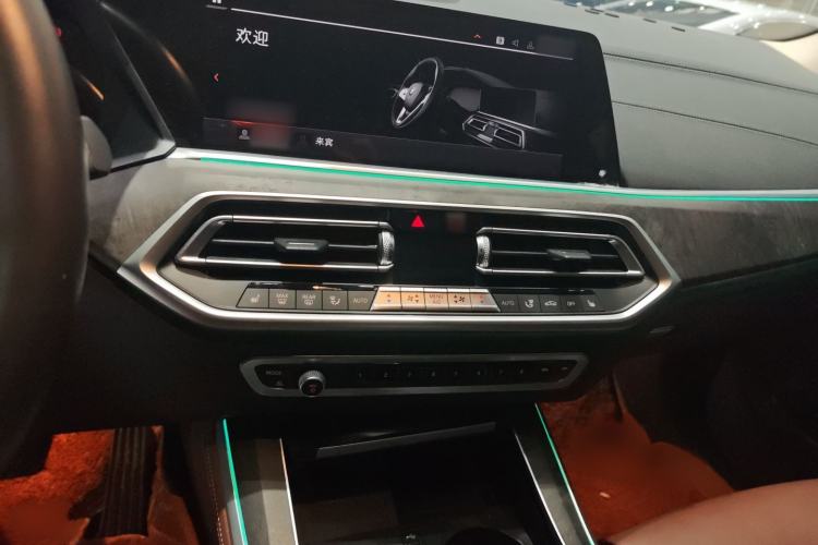 Used BMW X5 2021 xDrive30i M Sport Package Audio And AC Panel