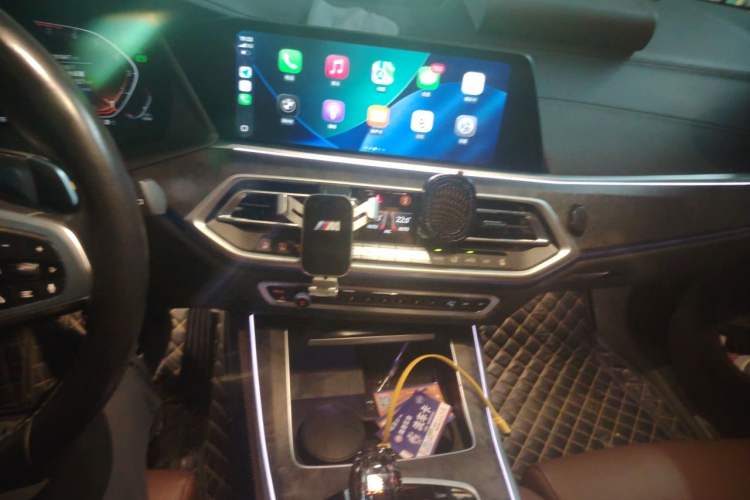 Used BMW X5 2021 Restyled xDrive40i Luxury Version M Sport Package Audio And AC Panel