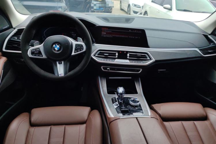 Used BMW X5 2021 xDrive40i M Sport Package Center Console
