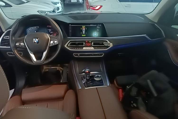 Used BMW X5 2021 xDrive30i X Design Package Center Console