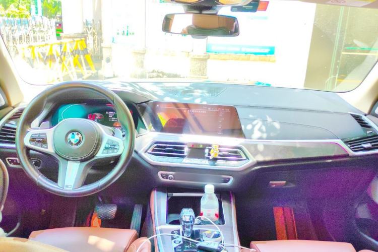 Used BMW X5 2021 Restyled xDrive30i M Sport Package Center Console