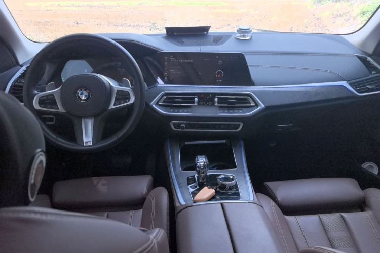 Used BMW X5 2021 Restyled xDrive30i M Sport Package Center Console