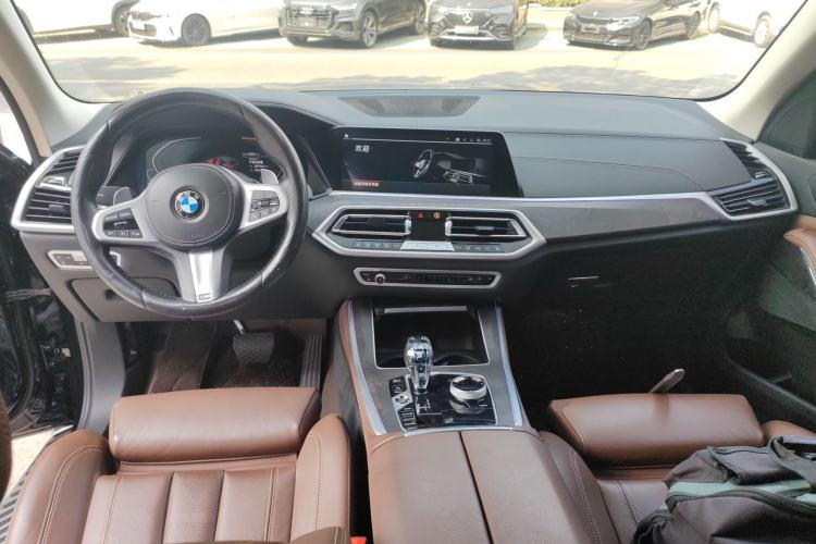 Used BMW X5 2021 Restyled xDrive30i M Sport Package Center Console