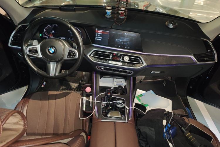 Used BMW X5 2021 xDrive40i M Sport Package Center Console
