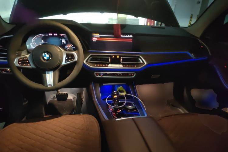 Used BMW X5 2021 Restyled xDrive40i Luxury Version M Sport Package Center Console