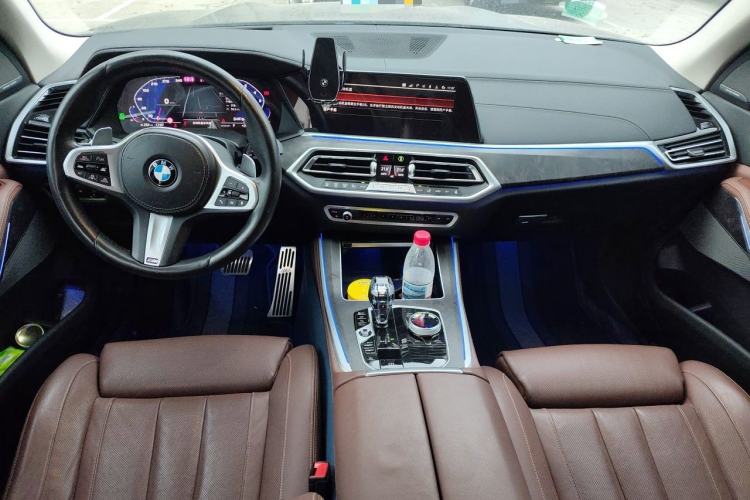 Used BMW X5 2021 Restyled xDrive40i Luxury Version M Sport Package Center Console