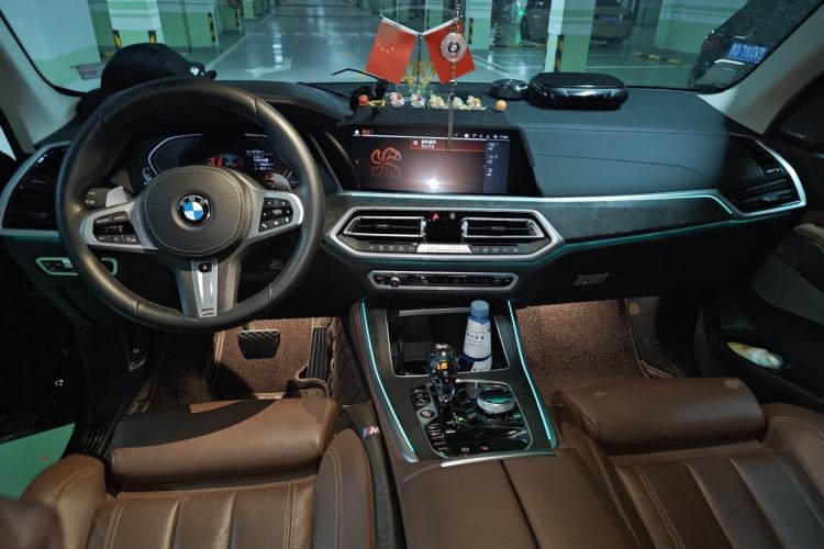 Used BMW X5 2021 Restyled xDrive40i M Sport Package Center Console