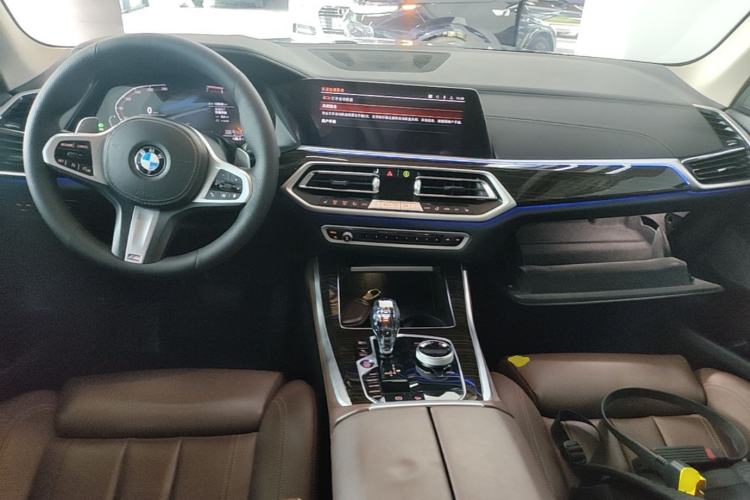 Used BMW X5 2021 xDrive30i M Sport Package Center Console
