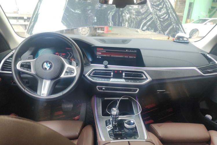 Used BMW X5 2021 xDrive30i M Sport Package Center Console